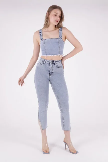 Paçaları Taşlı Yüksek Belli Mom Fit Kadın Kot Pantolon Jean Kar Açık Mavi Denim